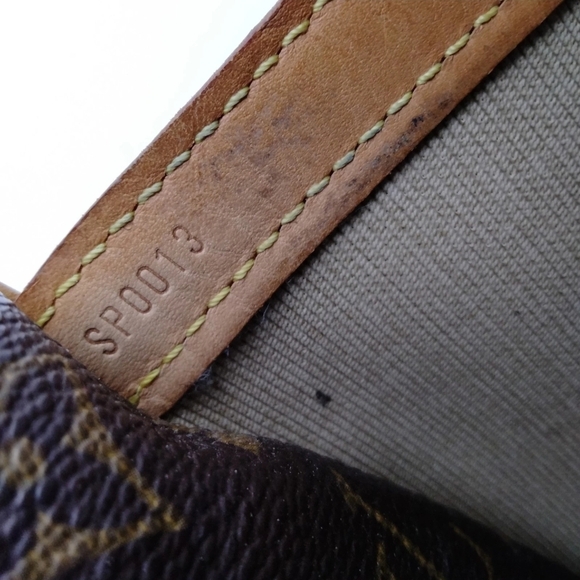 Louis Vuitton Brown Monogram PM Repoter Bag - Picture 9 of 9